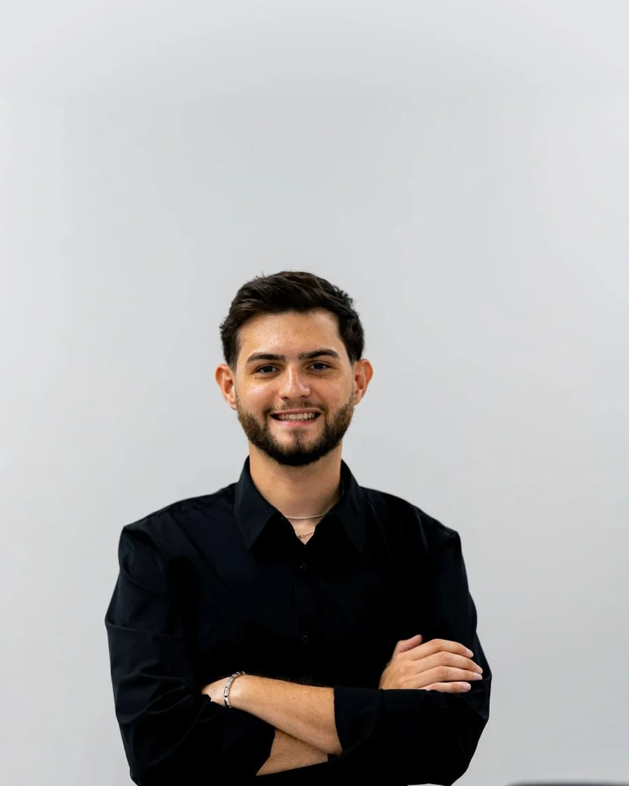 Lic. José Vélez, Sales Consultant de PR Optics