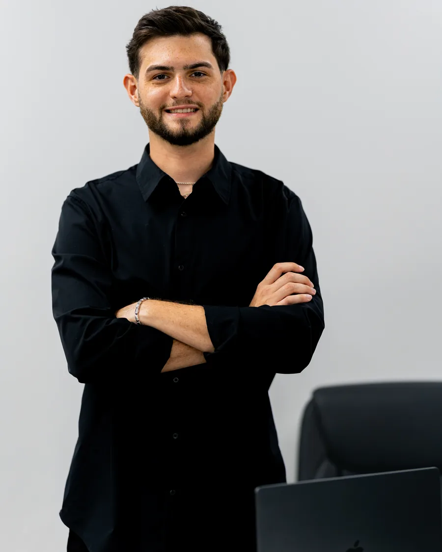 José Vélez — Vendedor, PR Optics
